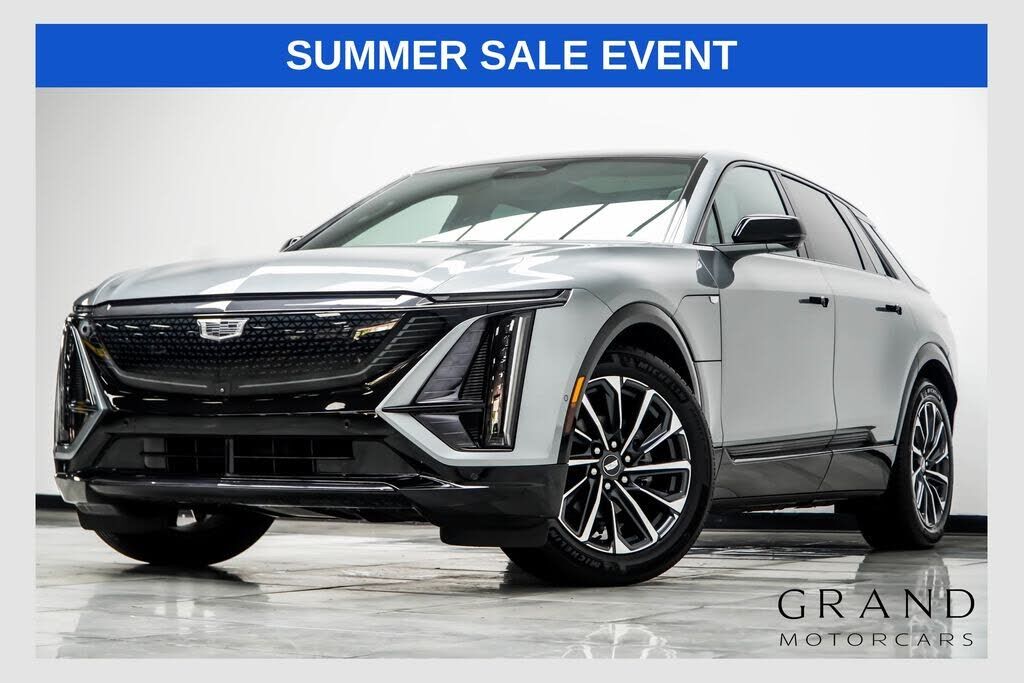 2024 CADILLAC Lyriq