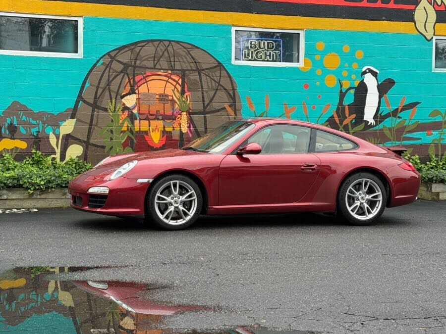 2011 PORSCHE 911