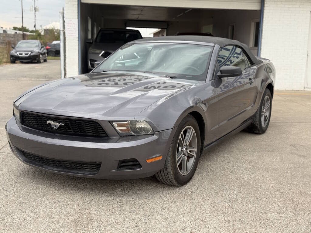 2010 FORD Mustang