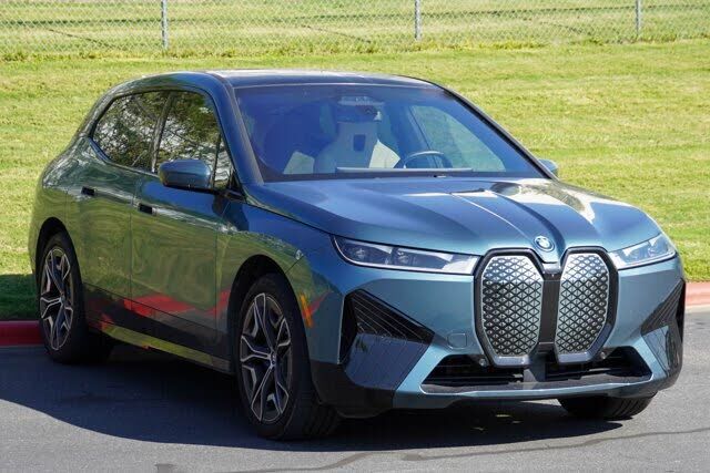 2024 BMW iX