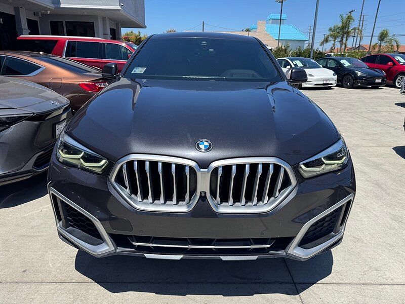 2022 BMW X6