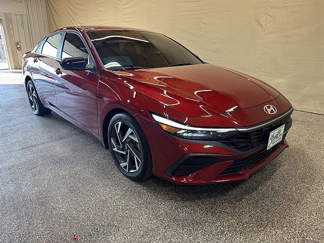 2025 HYUNDAI Elantra