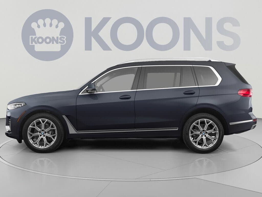 2021 BMW X7
