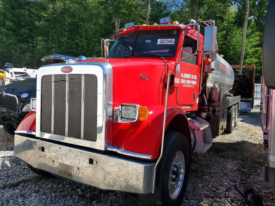 2013 PETERBILT 365