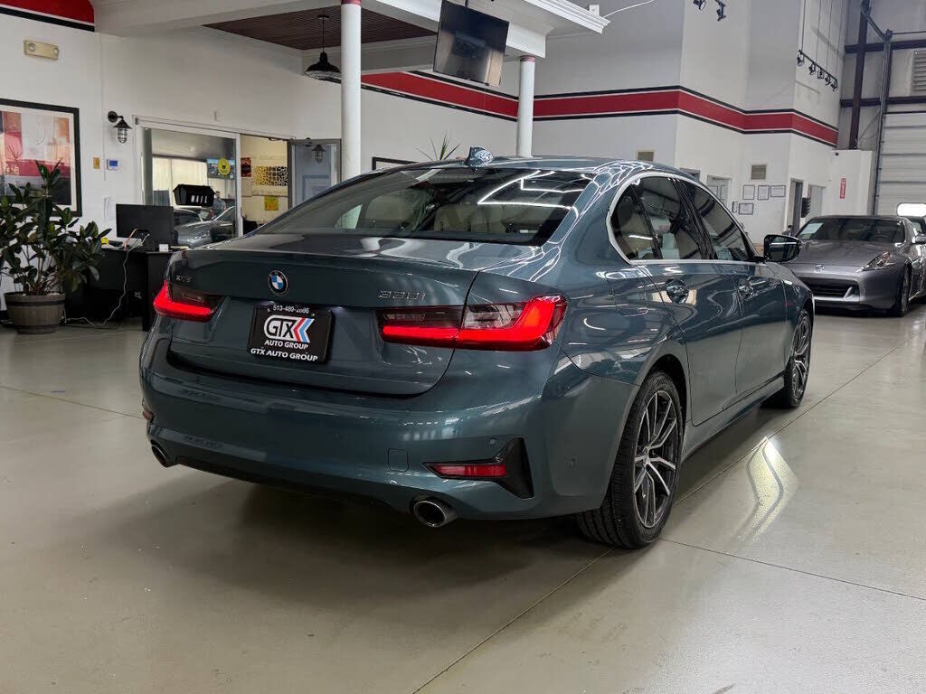 2021 BMW 330i