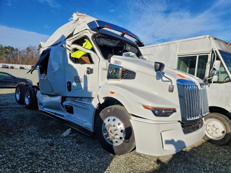 2024 WESTERN STAR 57X Chassis