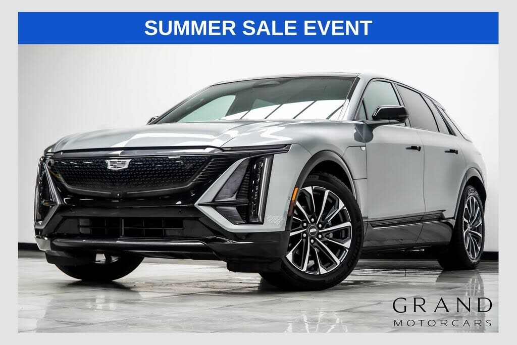 2024 CADILLAC Lyriq