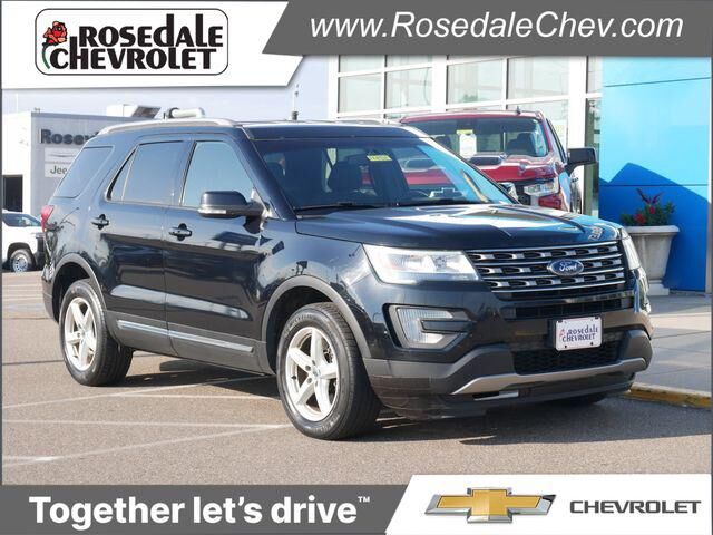 2017 FORD Explorer