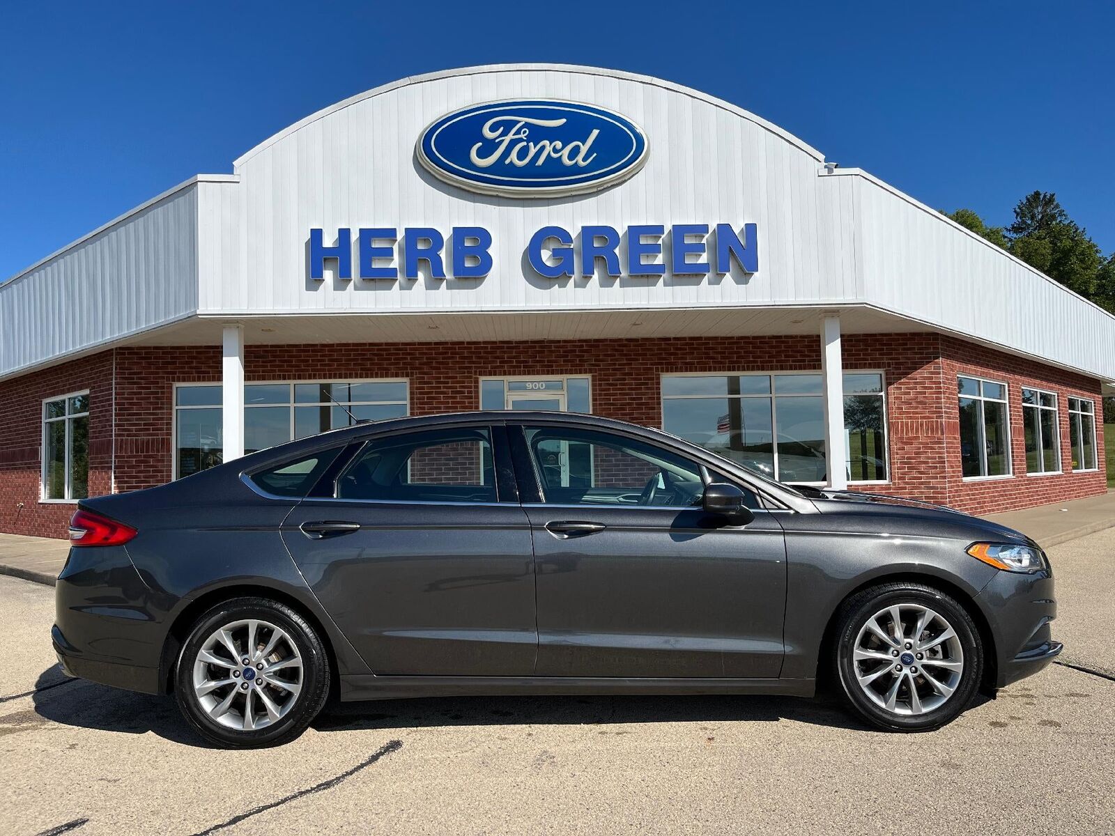 2017 FORD Fusion