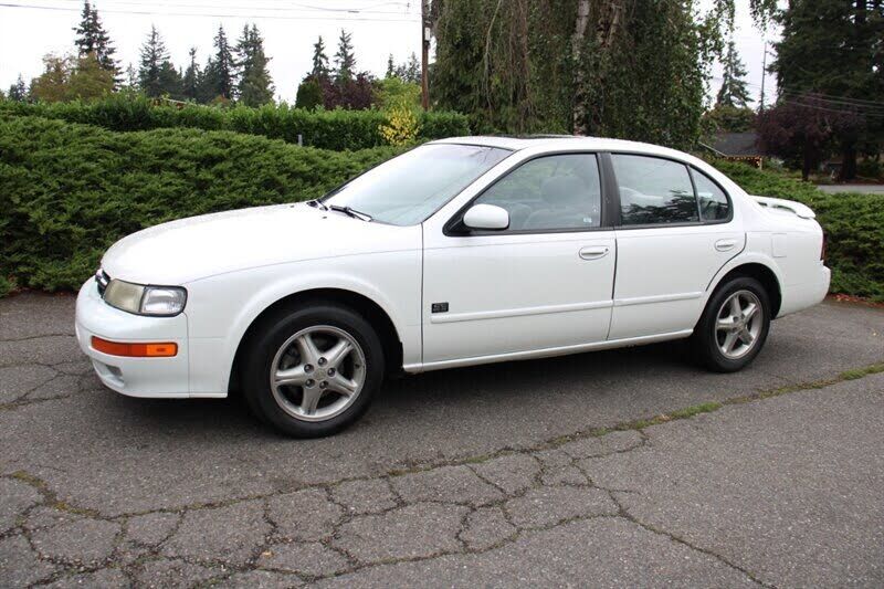1999 NISSAN Maxima
