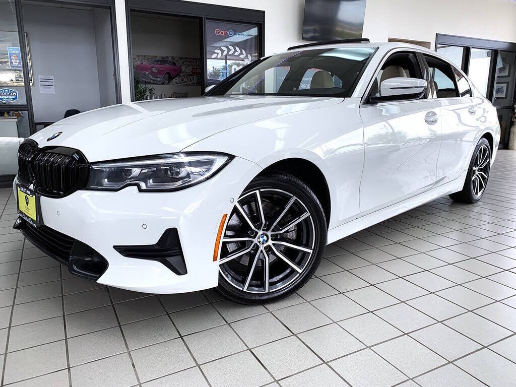 2021 BMW 330i