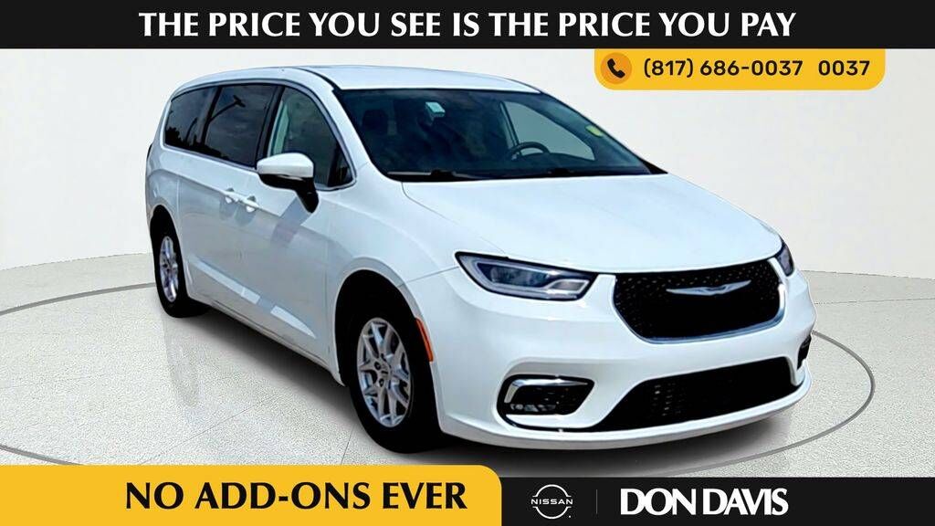 2023 CHRYSLER Pacifica