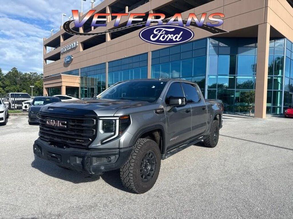 2023 GMC Sierra