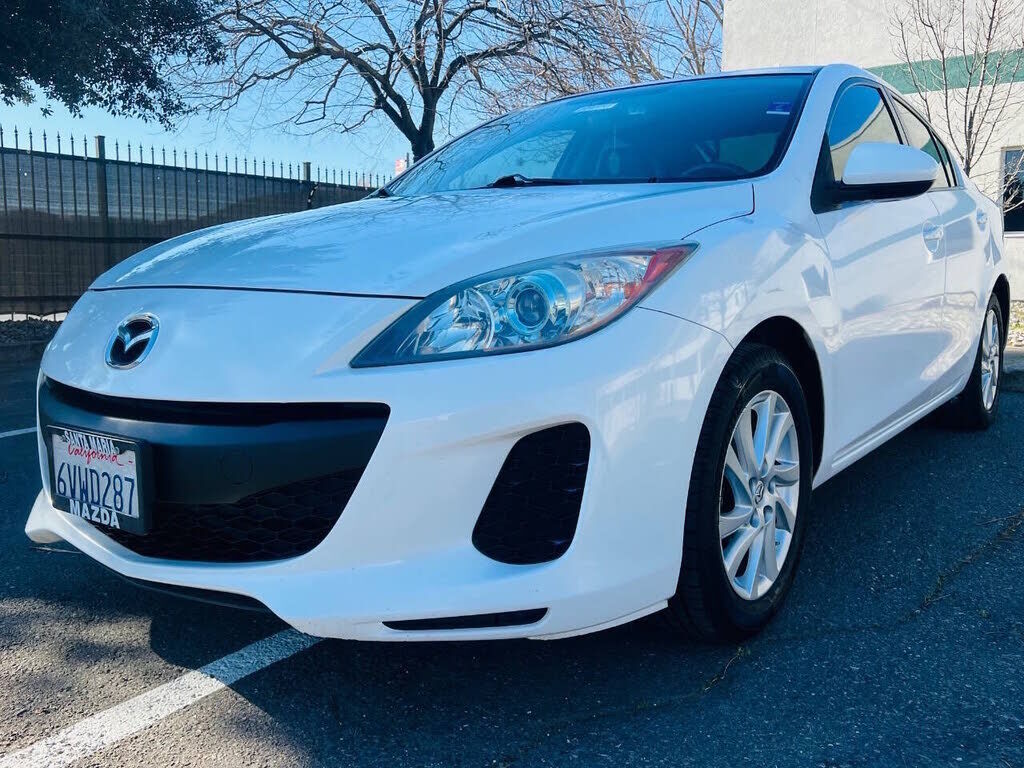 2012 MAZDA Mazda3
