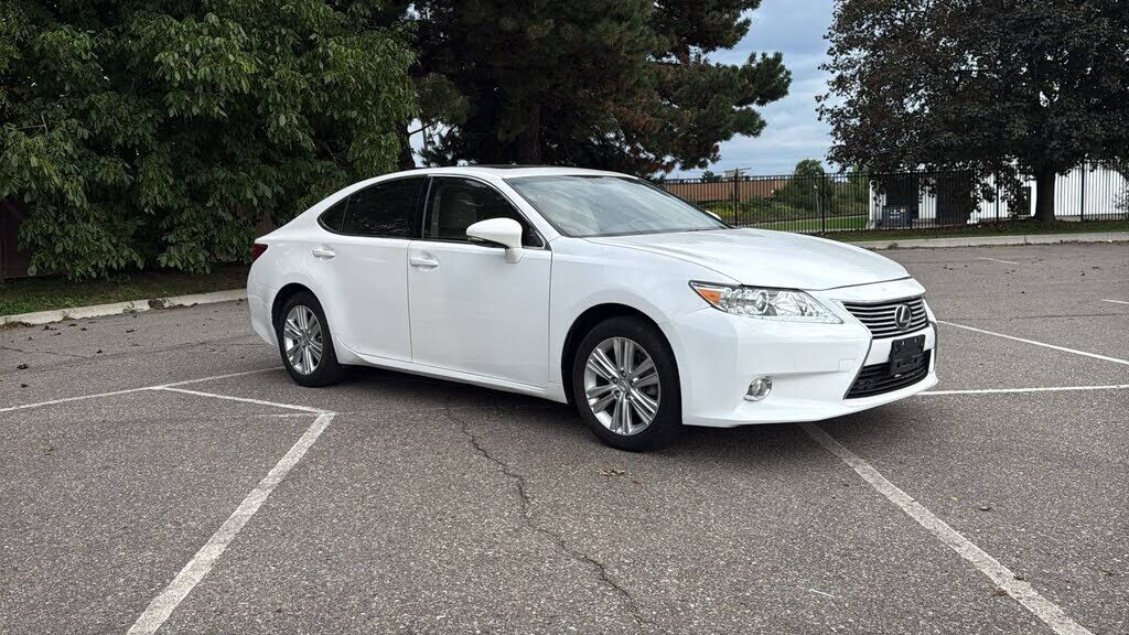 2013 Lexus ES