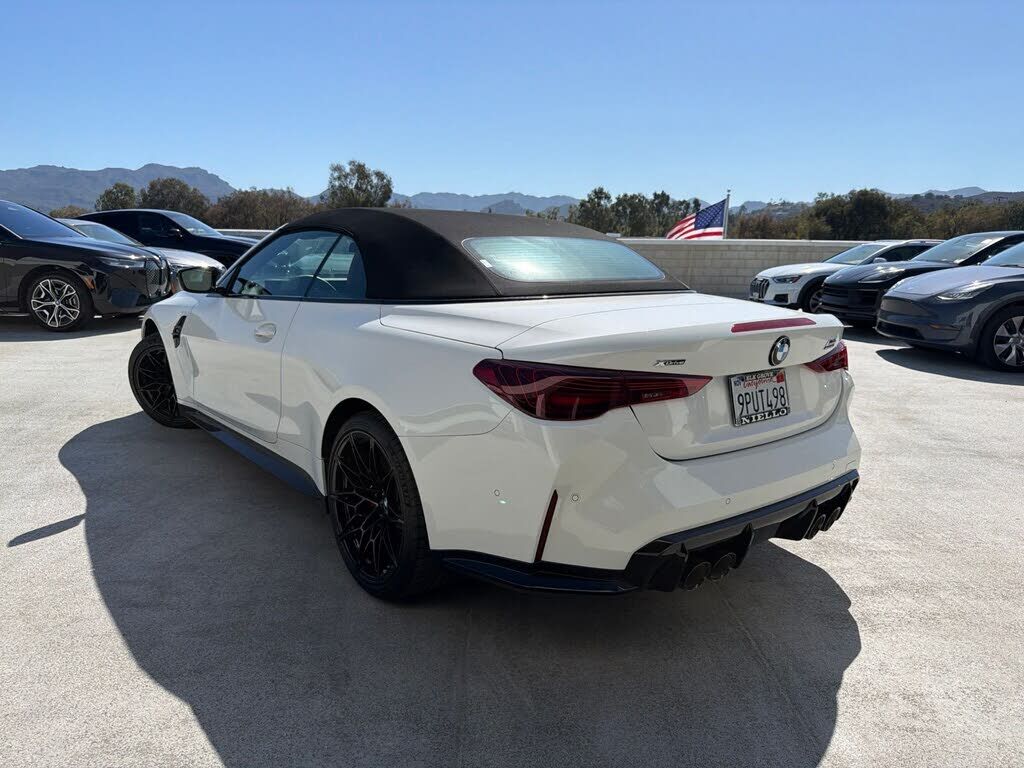 2025 BMW M4