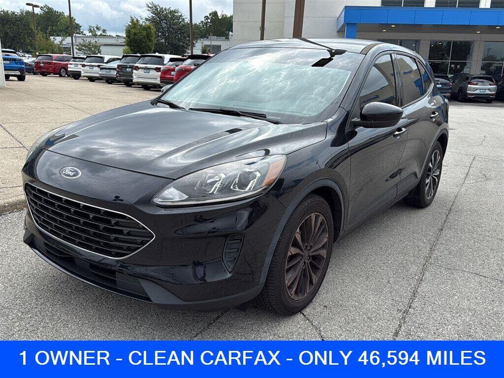 2021 FORD Escape