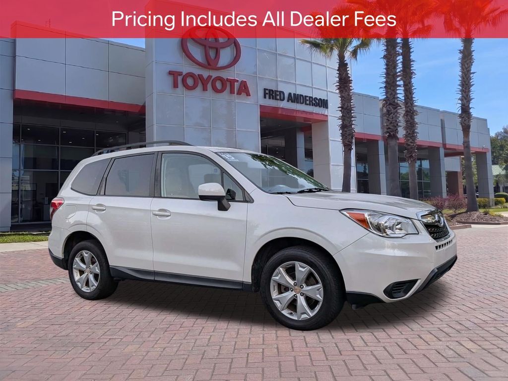 2015 SUBARU Forester