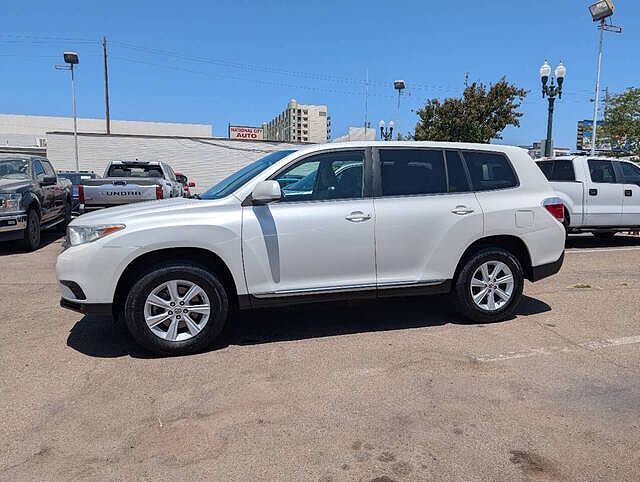 2013 TOYOTA Highlander