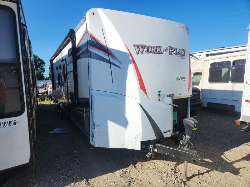 2018 FOREST RIVER Work and Play