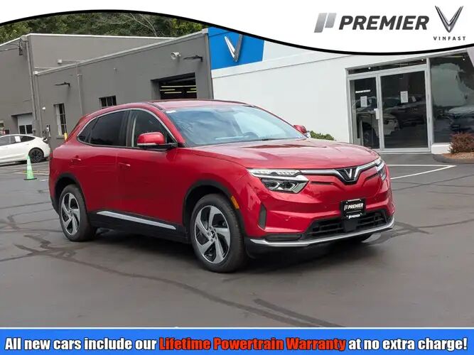 2027 VINFAST VF 8