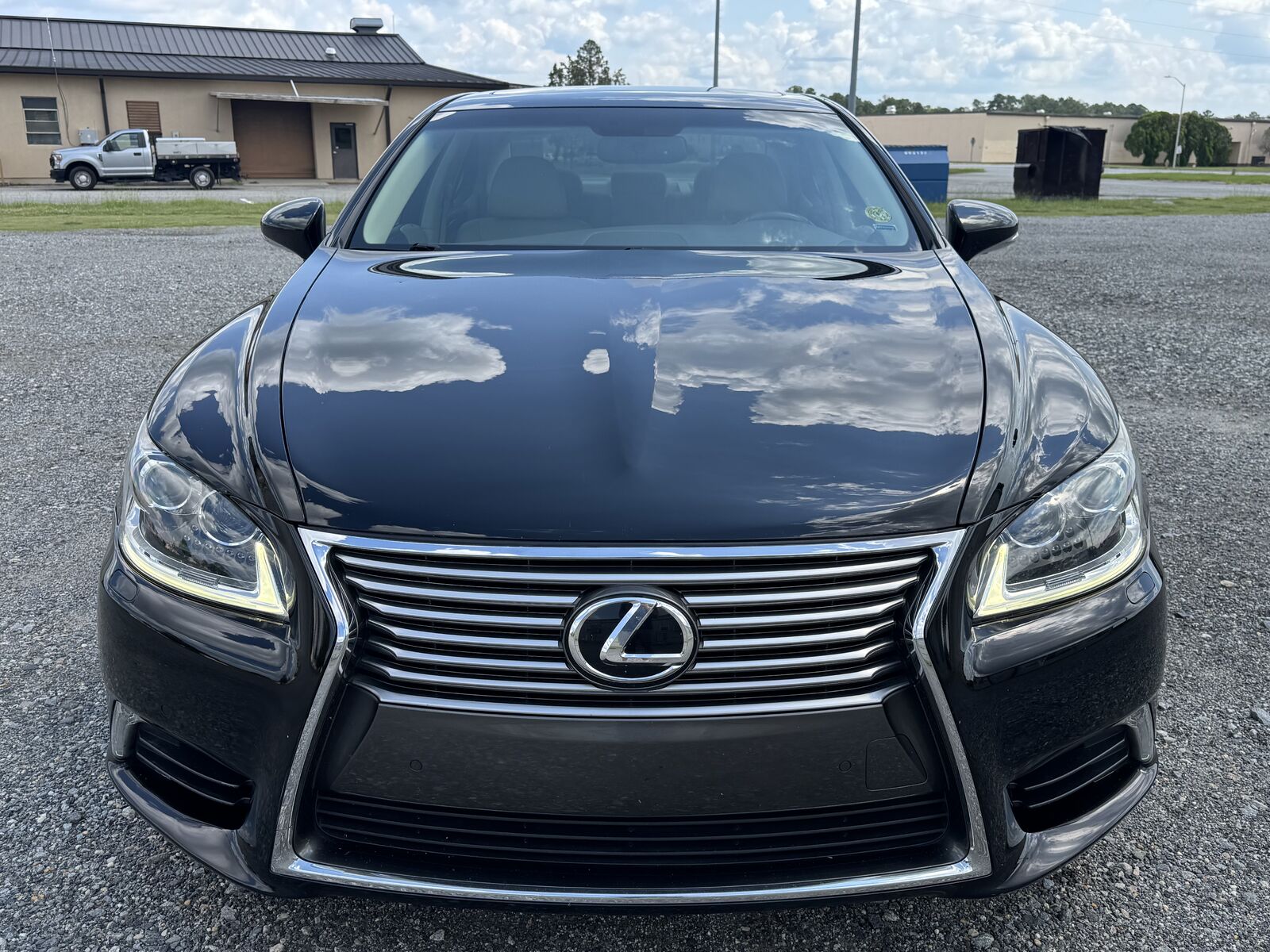 2015 Lexus LS