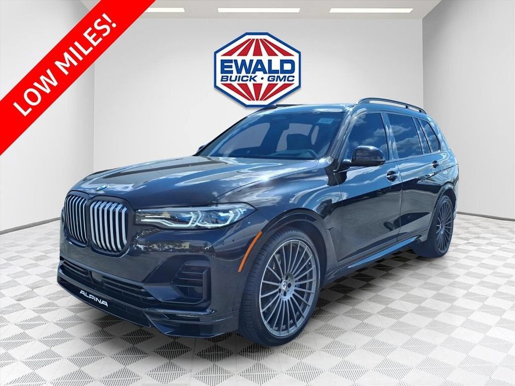 2022 BMW X7