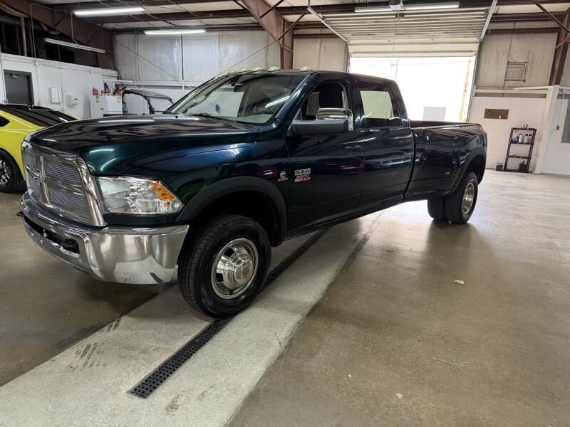 2011 DODGE Ram