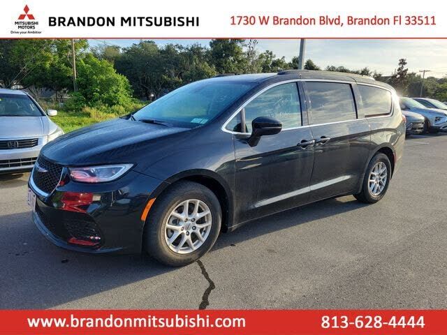 2022 CHRYSLER Pacifica