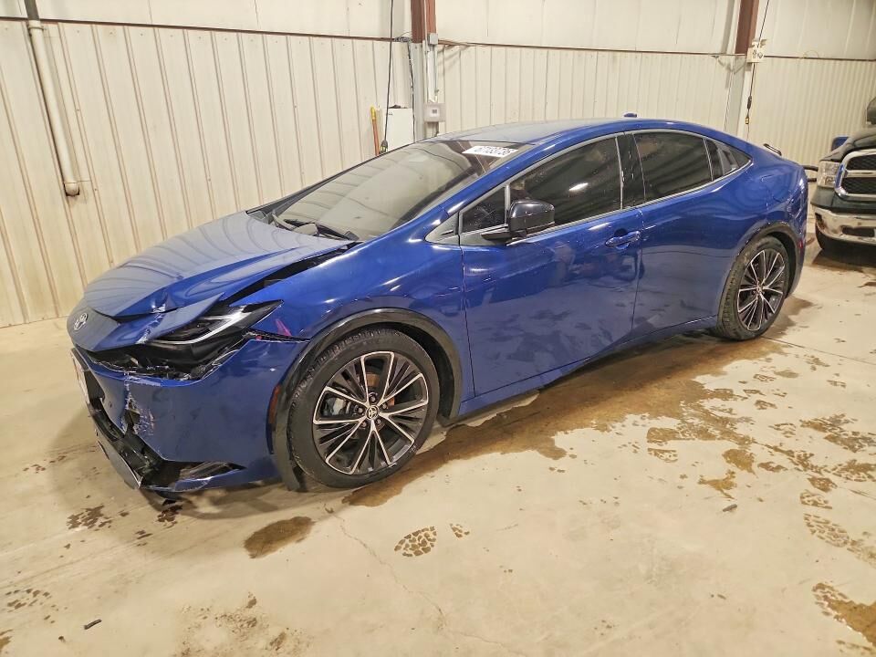 2024 TOYOTA PRIUS