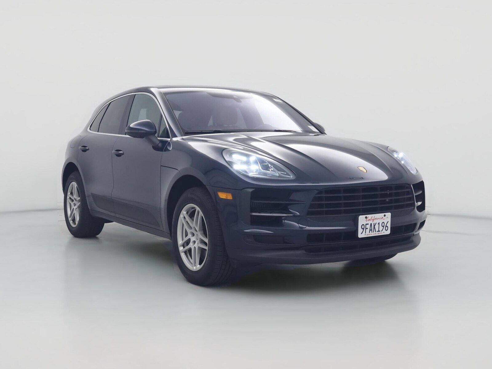 2020 PORSCHE Macan