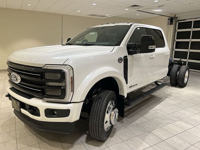 2027 FORD F-550