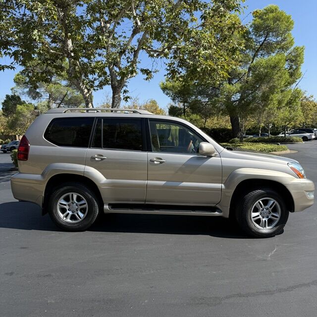 2004 Lexus GX
