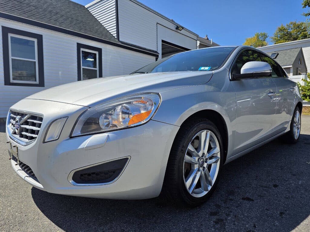 2012 VOLVO S60