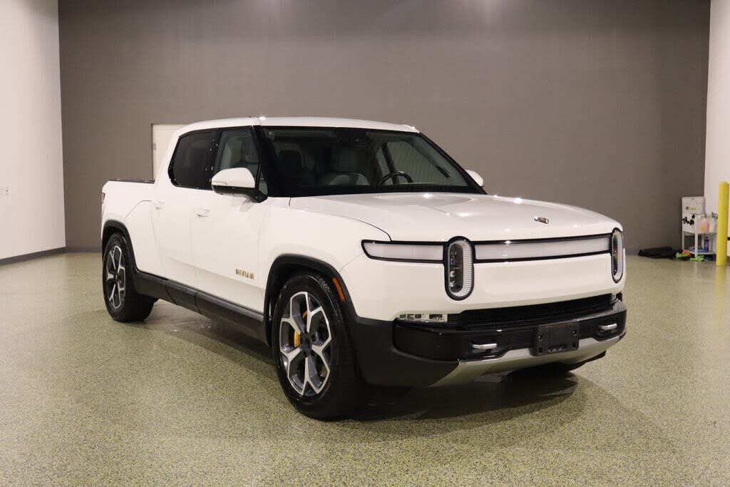2022 RIVIAN R1T