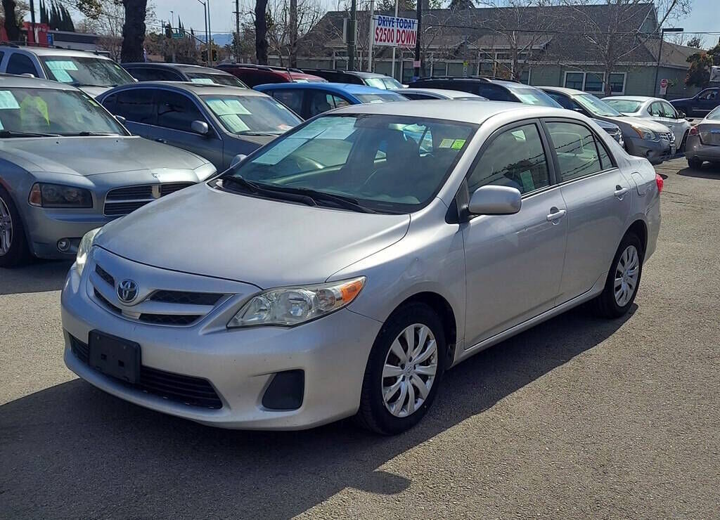 2012 TOYOTA Corolla