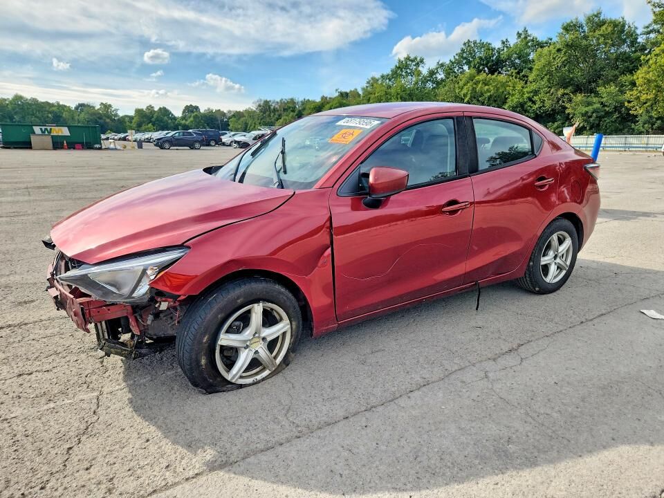 2017 TOYOTA Yaris