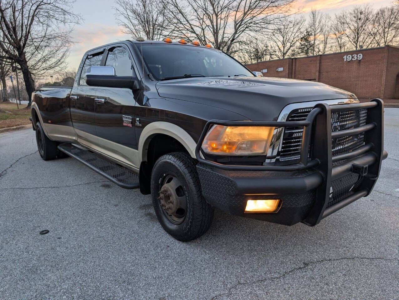 2011 DODGE Ram