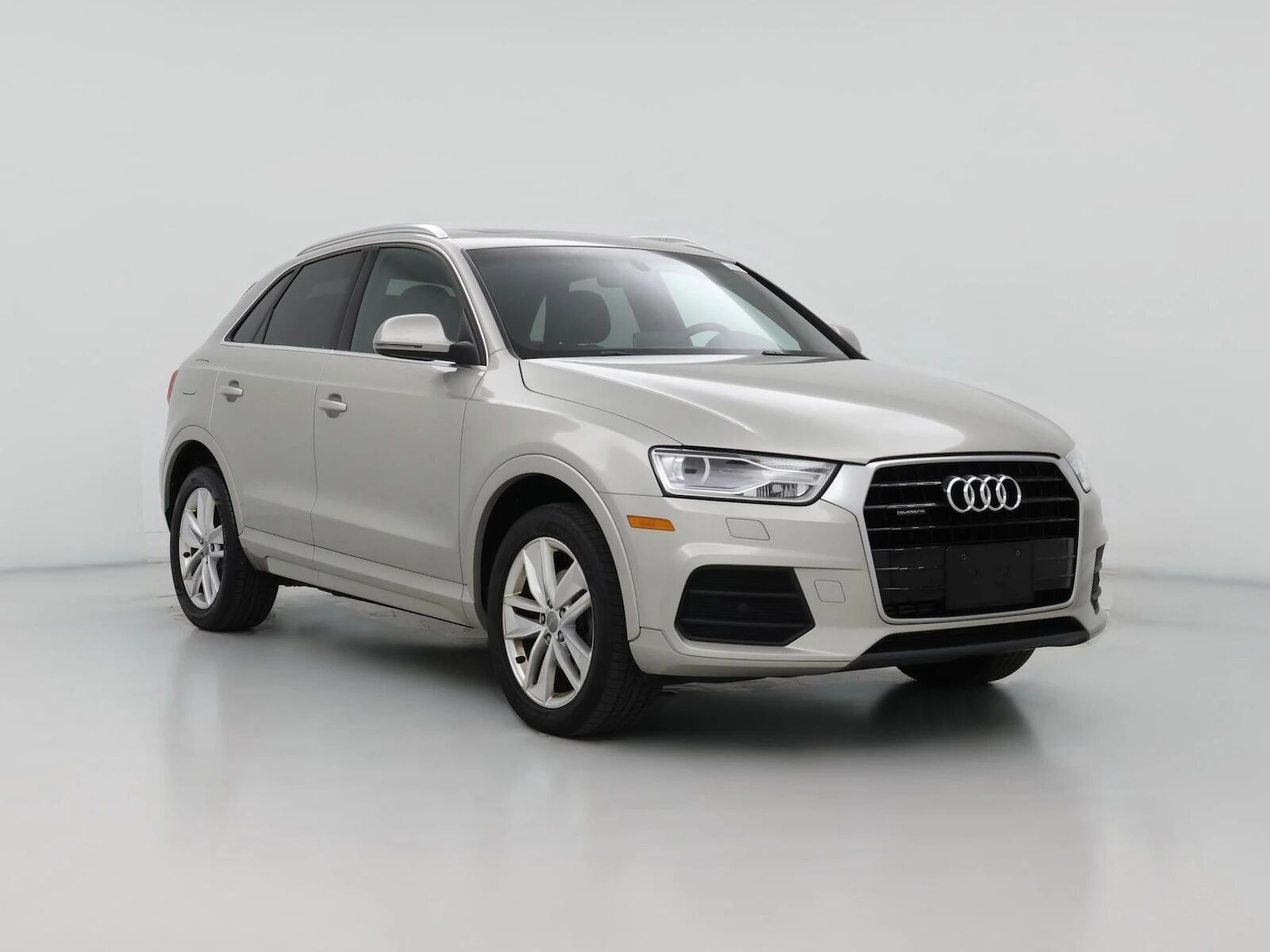 2016 AUDI Q3
