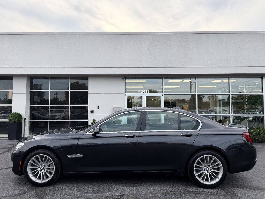 2014 BMW 750i / ALPINA B7