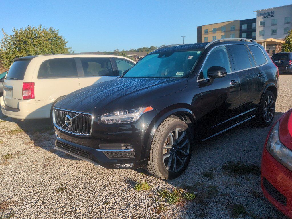 2019 VOLVO XC90