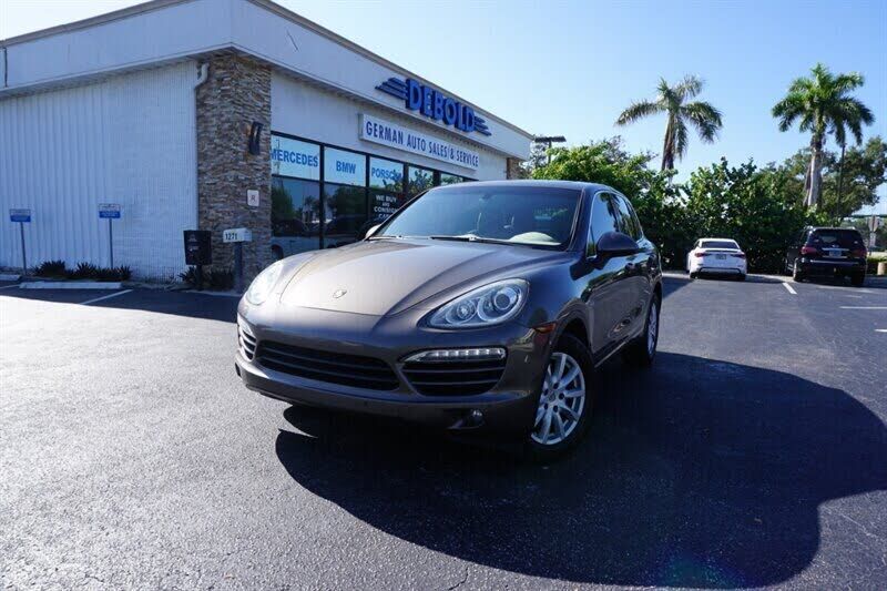 2013 PORSCHE Cayenne