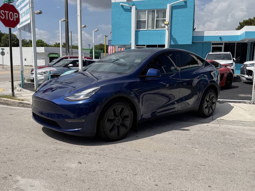 2020 TESLA Model Y