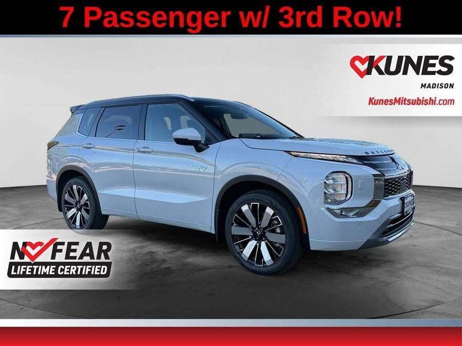 2026 MITSUBISHI Outlander