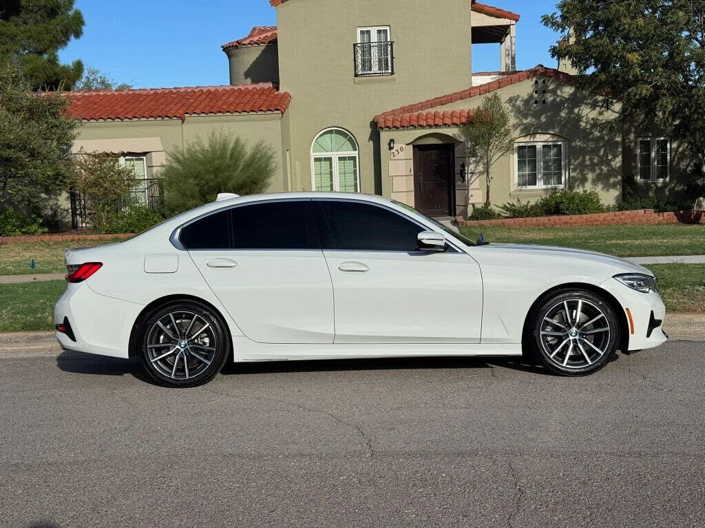 2021 BMW 330i