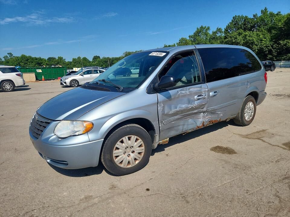 2006 CHRYSLER Town and Country