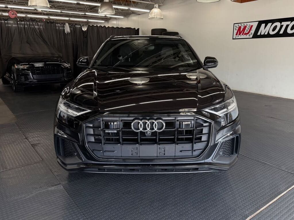 2019 Audi Q8