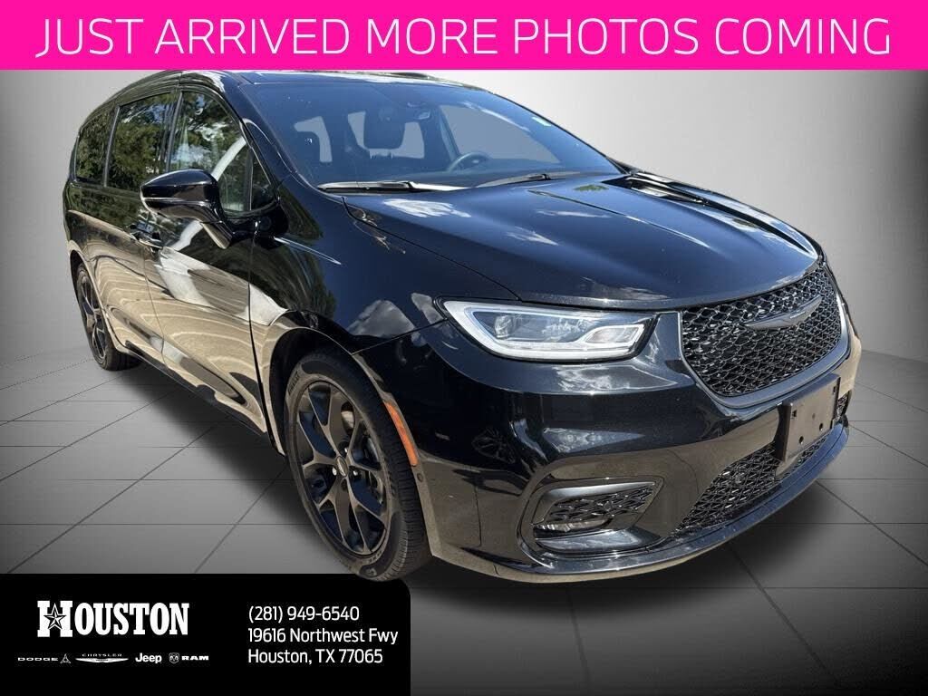 2024 CHRYSLER Pacifica