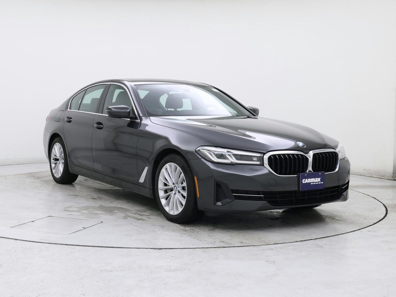 2023 BMW 530i