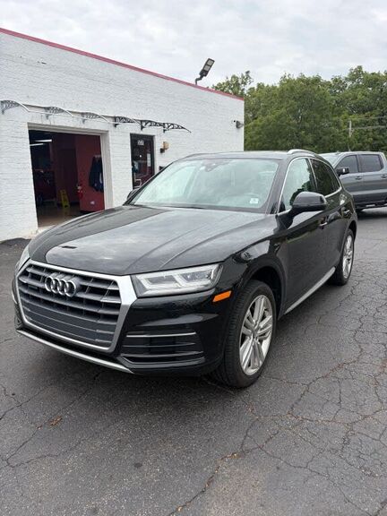 2018 AUDI Q5
